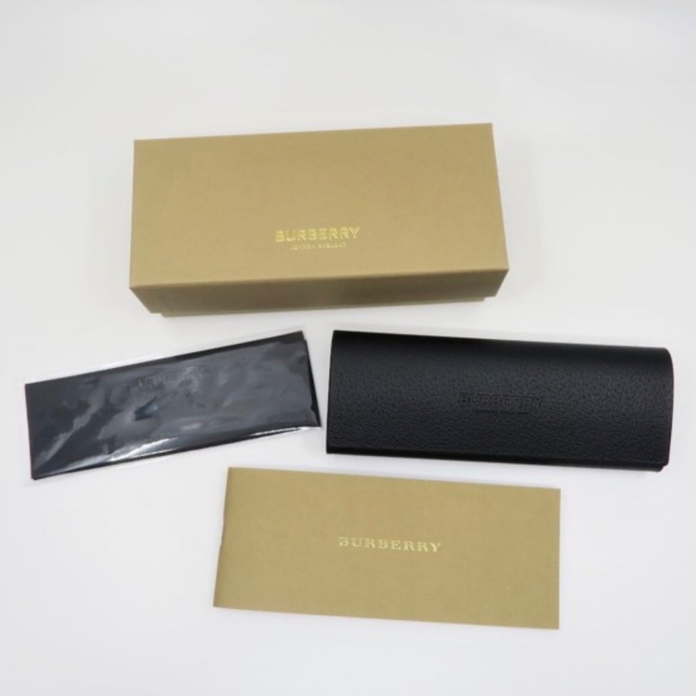 NEW Burberry BE3111 Gold Sunglasses with Black Gradient Lenses - Picture 7 of 8
